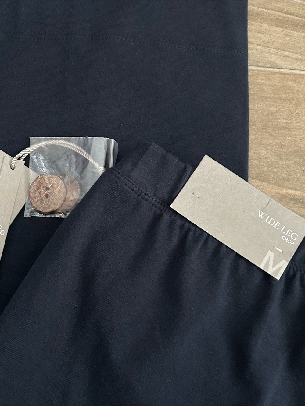 Soft Surroundings Gentle Breeze Crop Pants | Size M - Picture 6 of 7